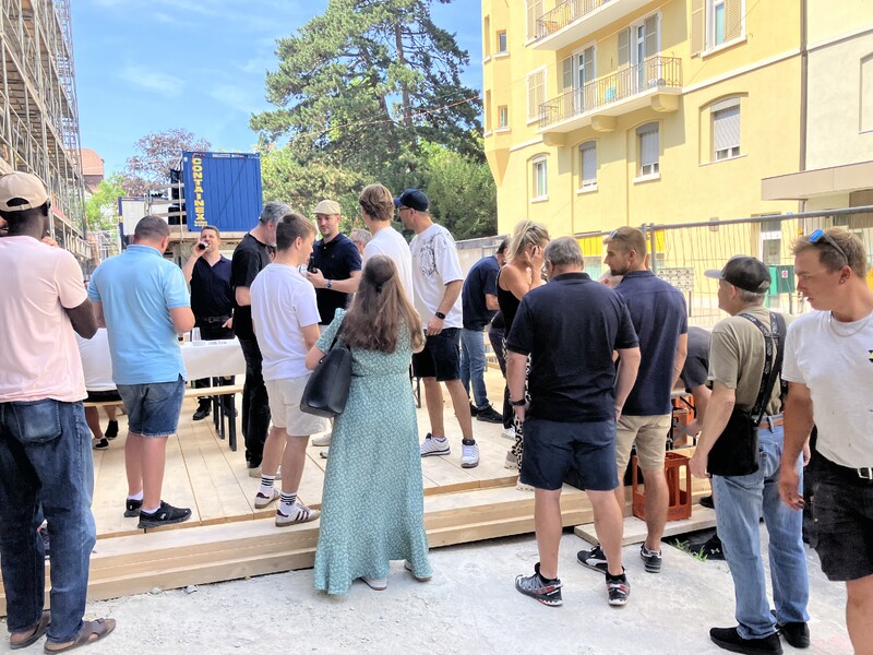 Aufrichte an der Rötelstrasse