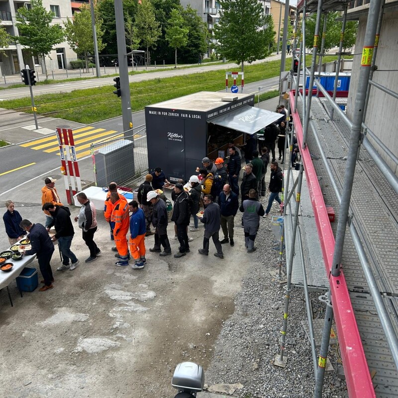 Handwerker-Zmittag am Kesslerplatz in Schlieren
