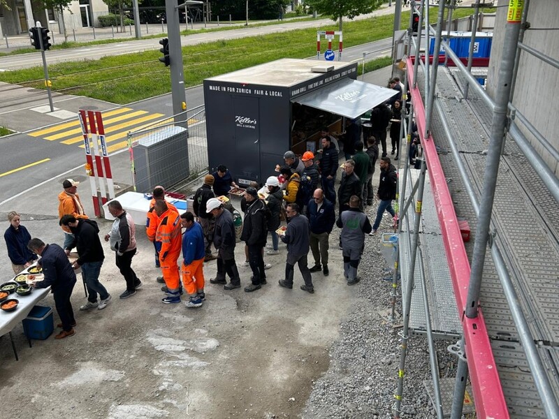 Handwerker-Zmittag am Kesslerplatz in Schlieren
