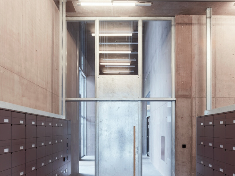 Imposantes Hochhaus aus Schweizer Holz