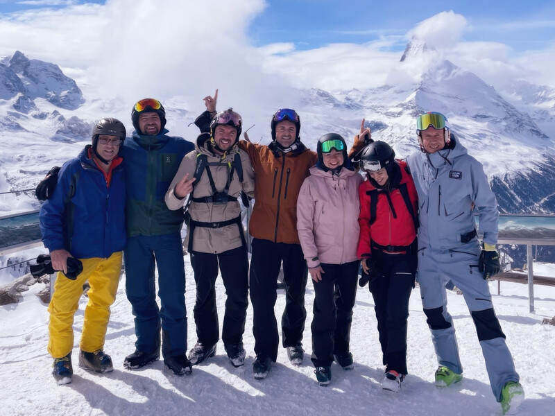 JACO-Family on Tour: Skitag in Zermatt