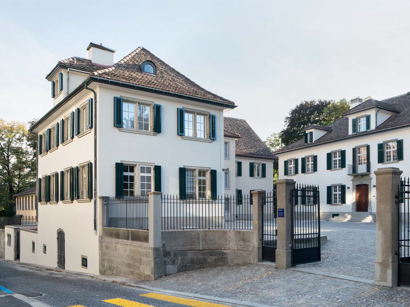 Umbau und Sanierung Beckenhof