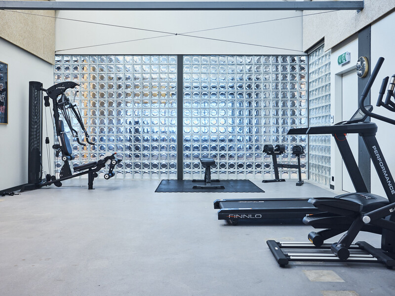 Westhive, diverse Standorte