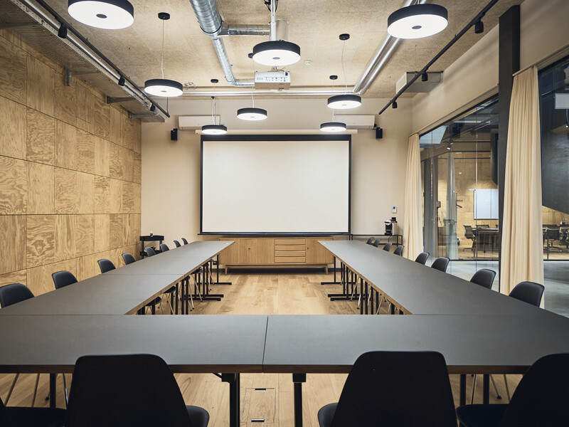 Westhive, diverse Standorte